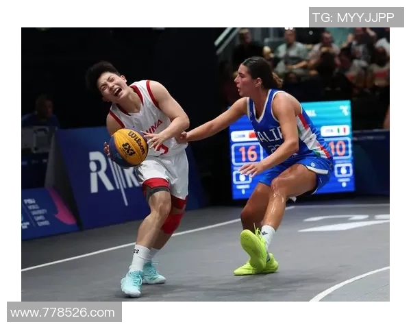 南京篮球队展现灵活战术与团队配合的精彩表现分析